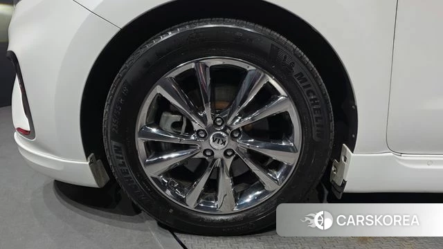 Kia The New Carnival id 3845265 из Кореи 15