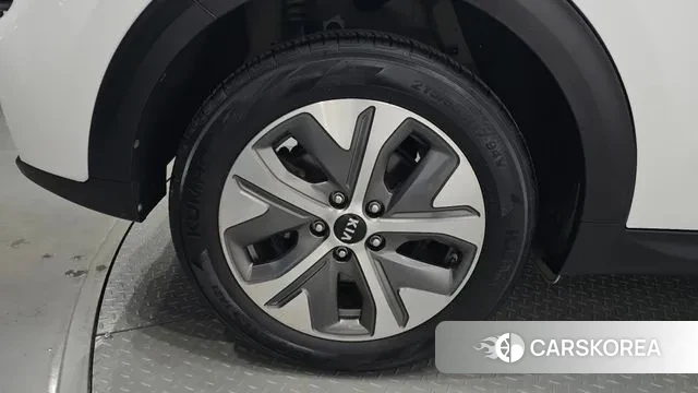 Kia Niro EV id 3407075 из Кореи 15