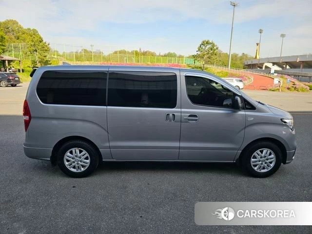 Hyundai The New Grand Starex id 4196077 из Кореи 15