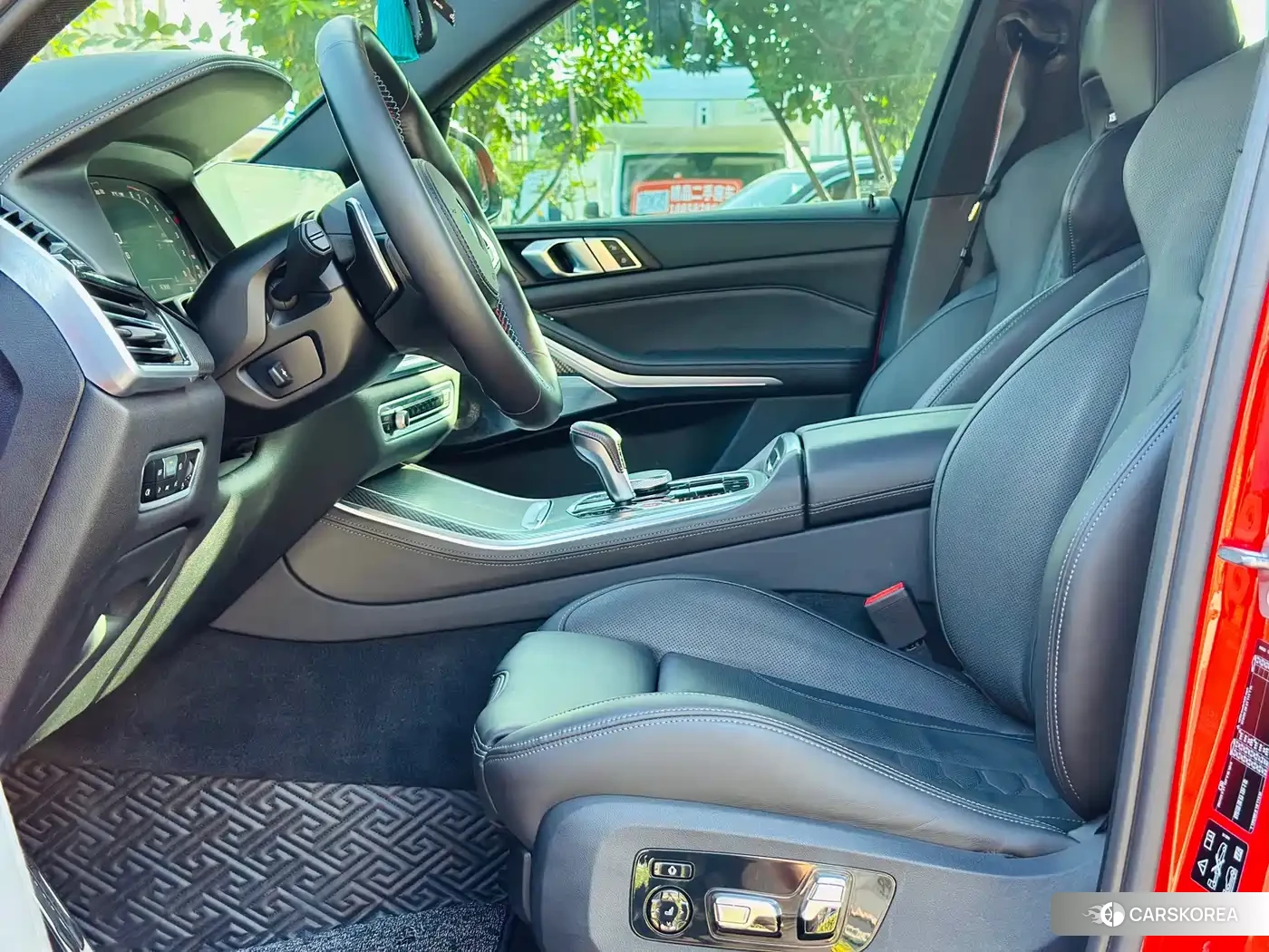 BMW X5 M id 4628292 из Китая 9