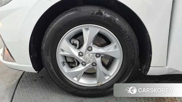 Hyundai Avante (CN7) id 3807182 из Кореи 15