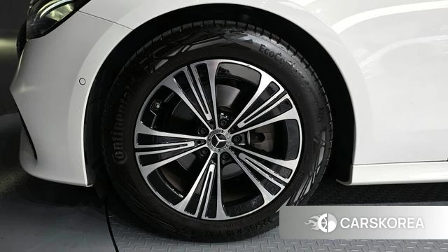 Mercedes-Benz E-Class W214 id 4315257 из Кореи 25