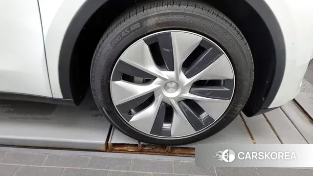 Tesla Model Y id 3059196 из Кореи 15