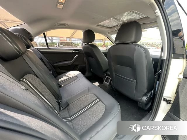 Volkswagen Santana id 4336114 из Китая 9