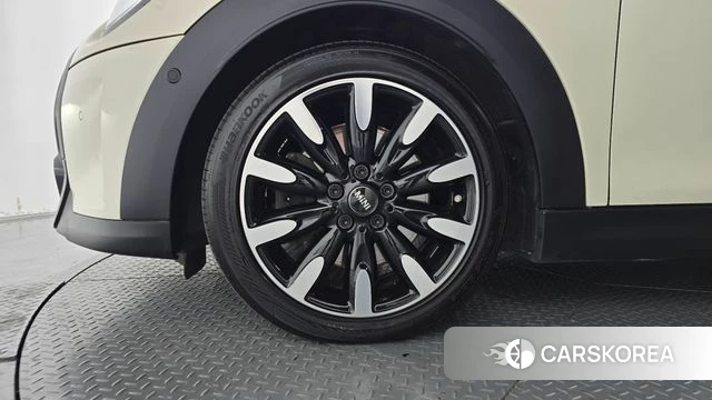 Mini Cooper S id 4735728 из Кореи 27