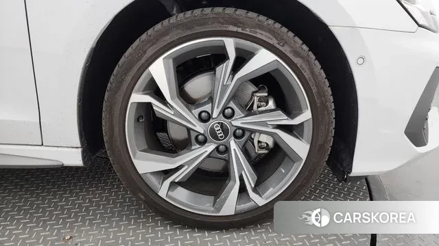 Audi A3 (8Y) id 3043281 из Кореи 15