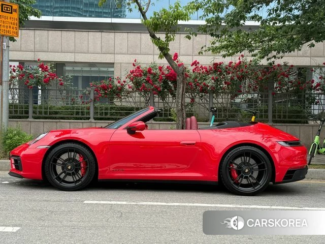 Porsche 911(992) id 4369165 из Кореи 15
