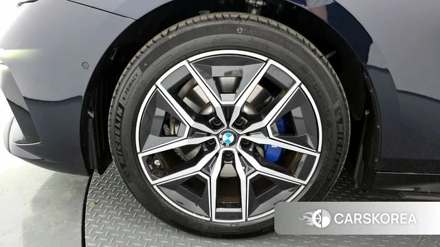 BMW 5 Series (G60) id 3933657 из Кореи 15