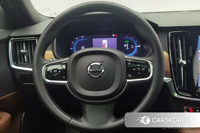 Volvo S90 PHEV id 3888700 из Китая 19