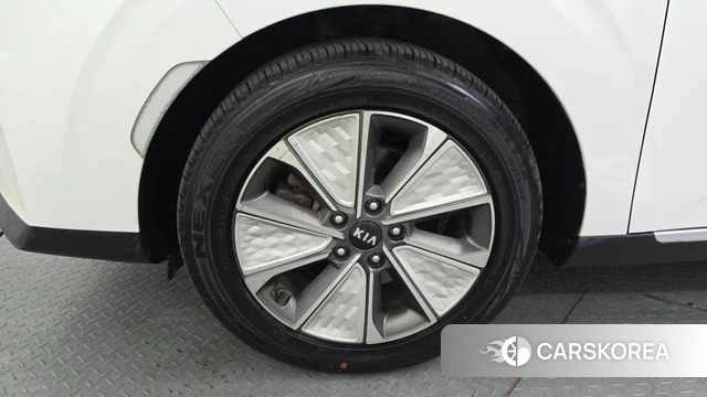 Kia Soul Booster EV id 4317564 из Кореи 15