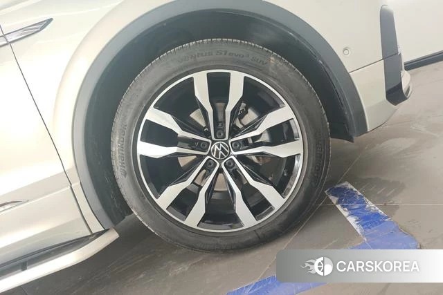 Volkswagen Tiguan L id 3876340 из Китая 12