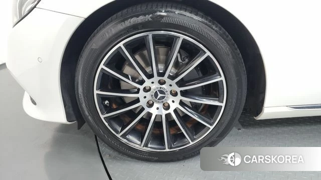 Mercedes-Benz E-Class W213 id 4424620 из Кореи 29