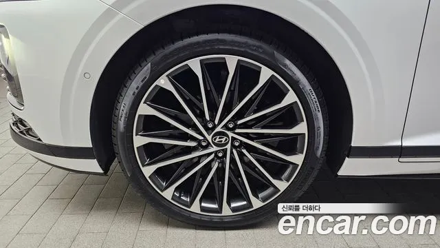 Hyundai Grandeur Hybrid (GN7) id 2552631 из Кореи 15