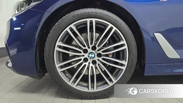 BMW 5 Series (G30) id 3479648 из Кореи 15