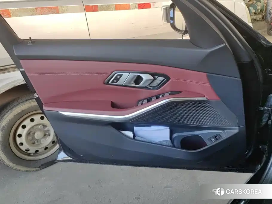 BMW 3 series id 4576486 из Китая 11