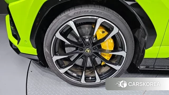 Lamborghini Urus id 3000204 из Кореи 15