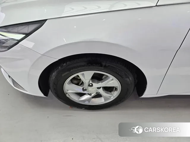 Hyundai Avante (CN7) id 3476636 из Кореи 9