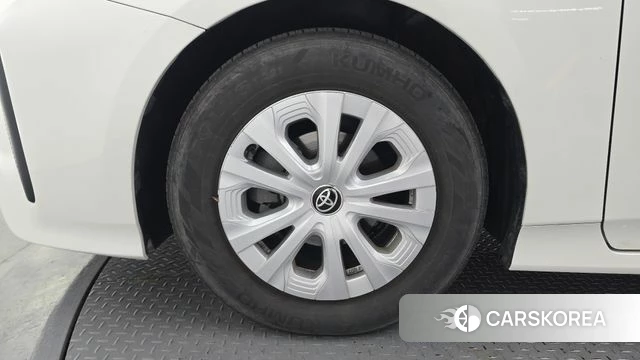 Toyota Prius 4th Generation id 4179826 из Кореи 15