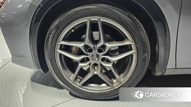Infiniti Q30 id 4345319 из Кореи 25