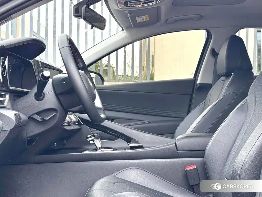 Hyundai Elantra id 4576360 из Китая 8