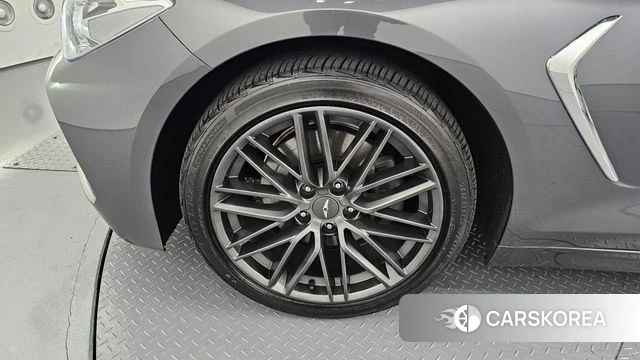 Genesis G70 id 3880305 из Кореи 15