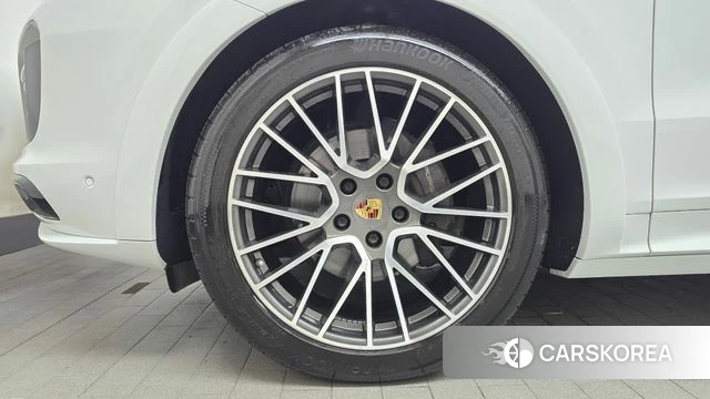 Porsche Cayenne (PO536) id 4316148 из Кореи 15