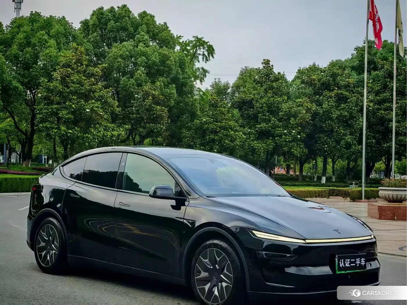 Tesla Model Y L 2026 Черный из Китая, фото 5