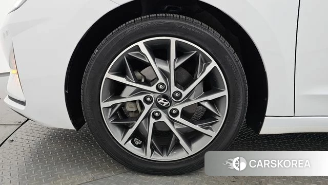 Hyundai The New Avante AD id 3879784 из Кореи 15