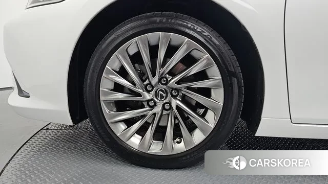 Lexus ES300h 7th generation id 3371960 из Кореи 15