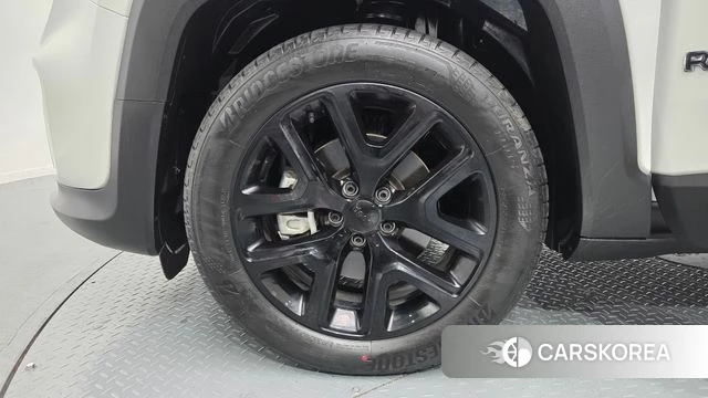 Jeep Renegade id 3892187 из Кореи 15