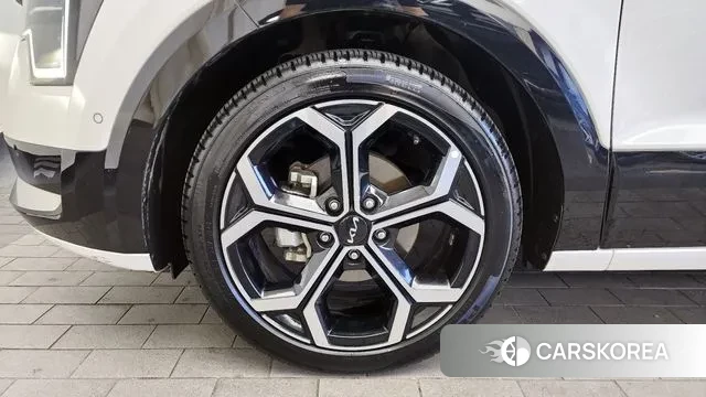 Kia Di Ol Nu Niro id 3726555 из Кореи 15