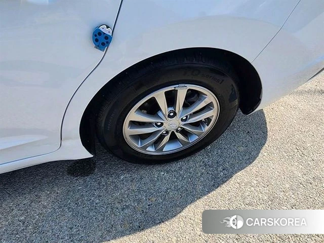 Hyundai The New Avante AD id 3965920 из Кореи 14