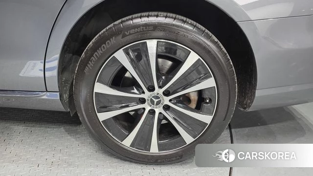 Mercedes-Benz E-Class W213 id 3843369 из Кореи 15