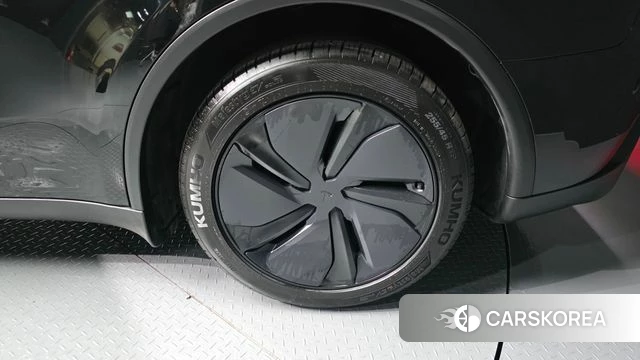 Tesla Model Y id 3825629 из Кореи 15