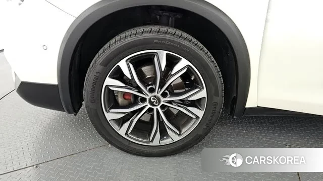 Infiniti QX30 id 3248703 из Кореи 15