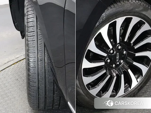 Lincoln Navigator 4th generation id 3701176 из Кореи 15