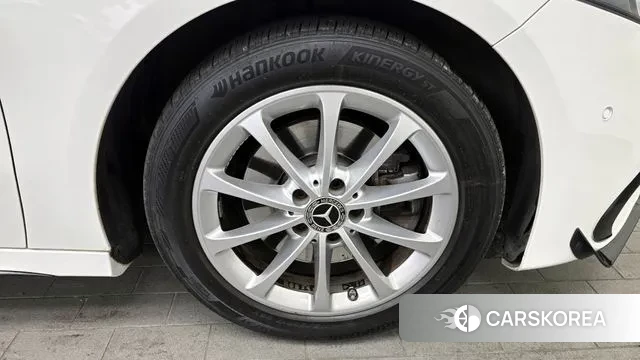 Mercedes-Benz A-Class W177 id 3567836 из Кореи 15