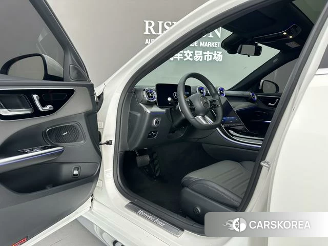 Mercedes-Benz Class C 2022 Белый из Китая, фото 5