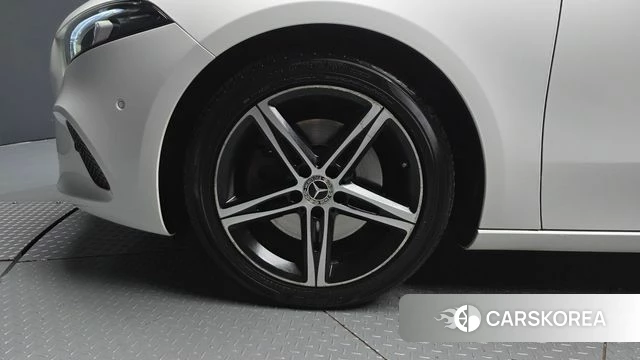 Mercedes-Benz A-Class W177 id 4446755 из Кореи 25
