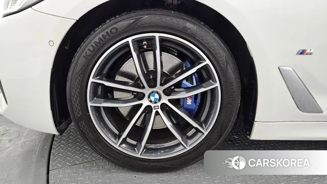 BMW 5 Series (G30) id 3540386 из Кореи 15