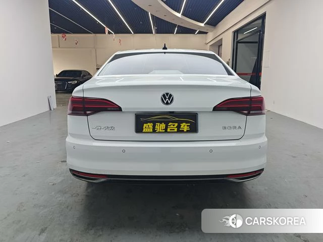 Volkswagen Bora id 4307344 из Китая 11