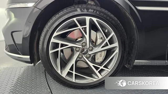 Genesis G90 (RS4) id 3427042 из Кореи 15