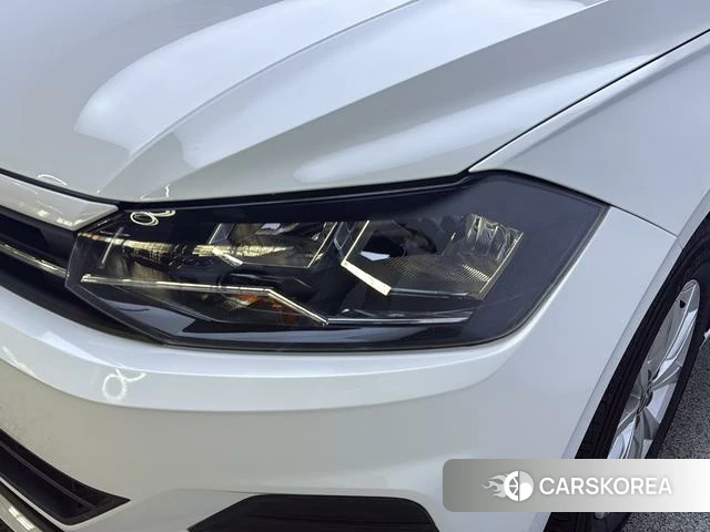 Volkswagen Polo id 4278531 из Китая 15