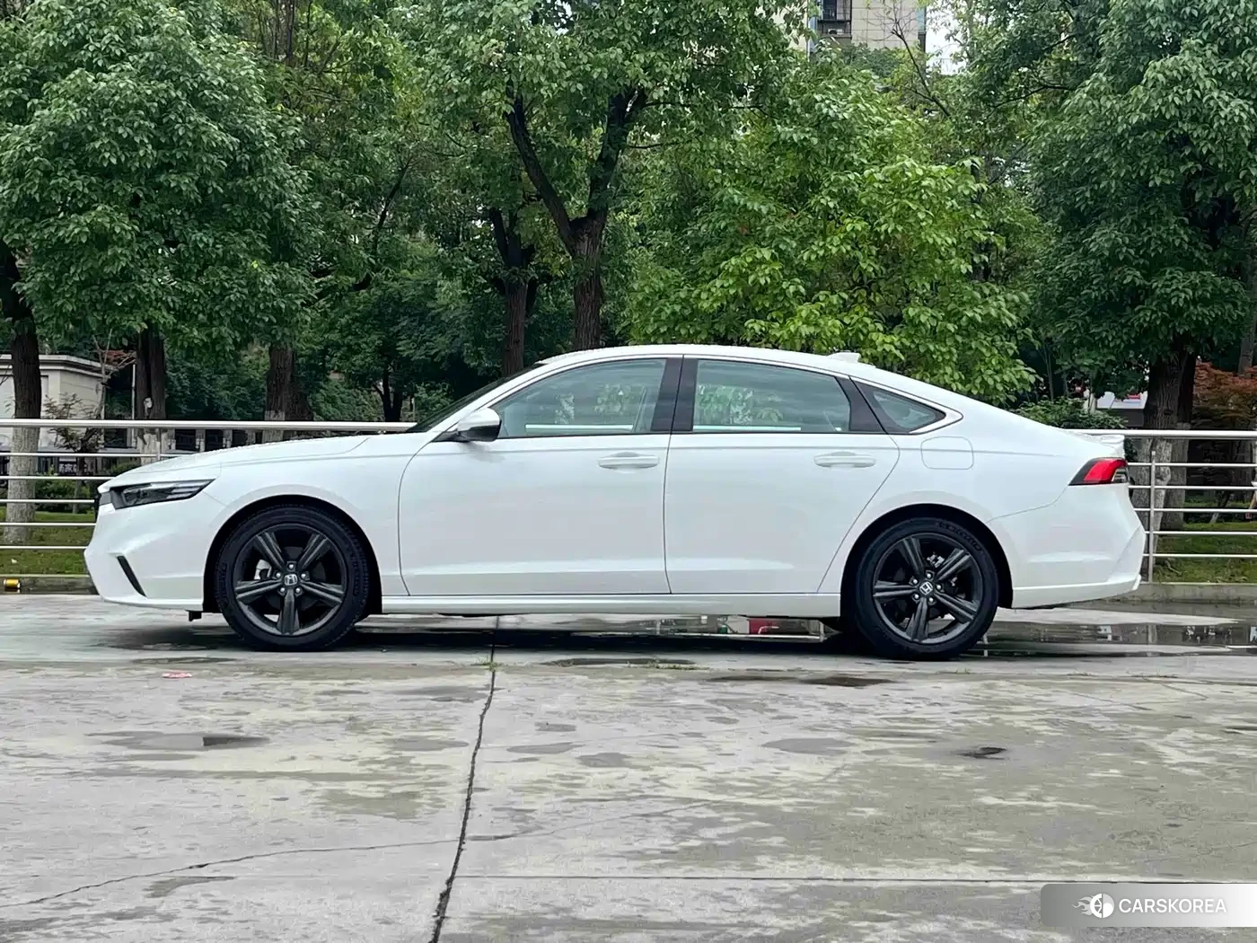 Honda Inspire id 4664643 из Китая 8