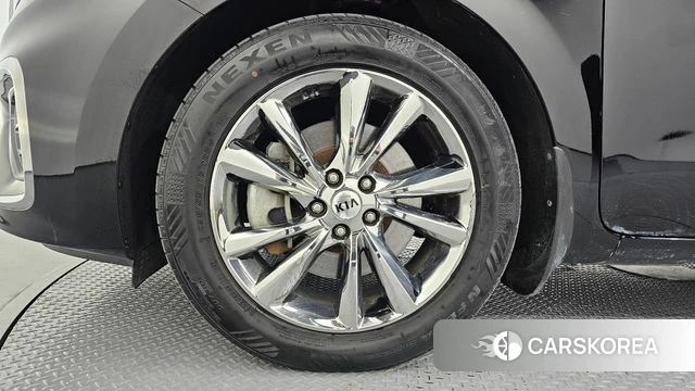 Kia The New Carnival id 4694131 из Кореи 26
