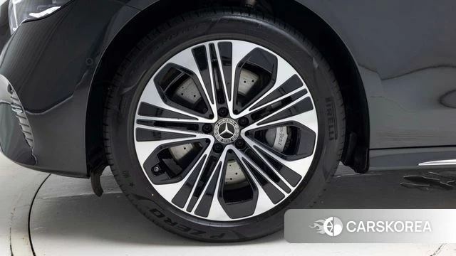 Mercedes-Benz E-Class W214 id 4576940 из Кореи 15