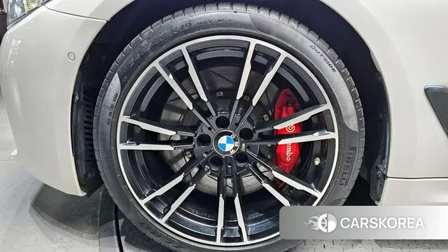 BMW 5 Series (G30) id 3737351 из Кореи 15