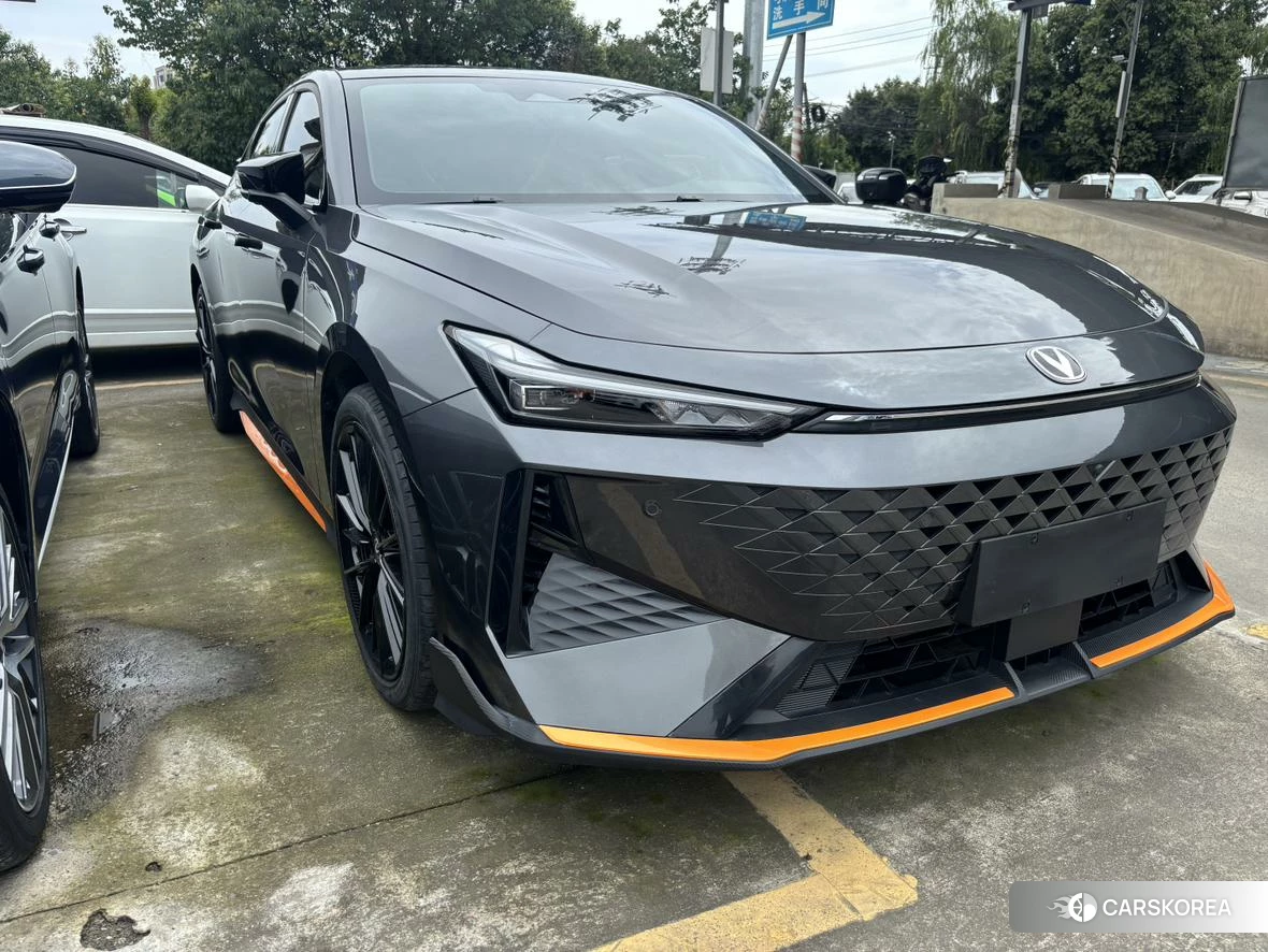 Chang'an UNI-V id 4468004 из Китая 13
