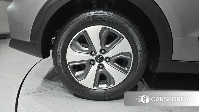 Kia The New Niro id 4759925 из Кореи 25