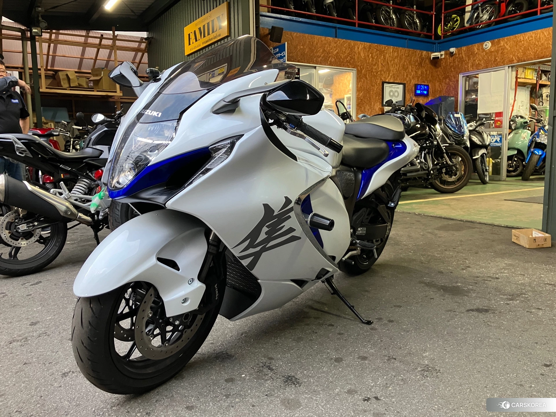 Проданный Suzuki GSX1300R HAYABUSA id 3947855 из Японии